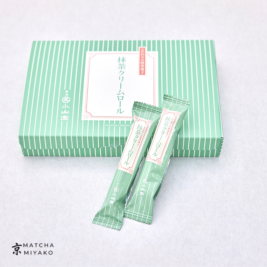 Matcha Cream Roll – wafer stick filled with matcha cream
